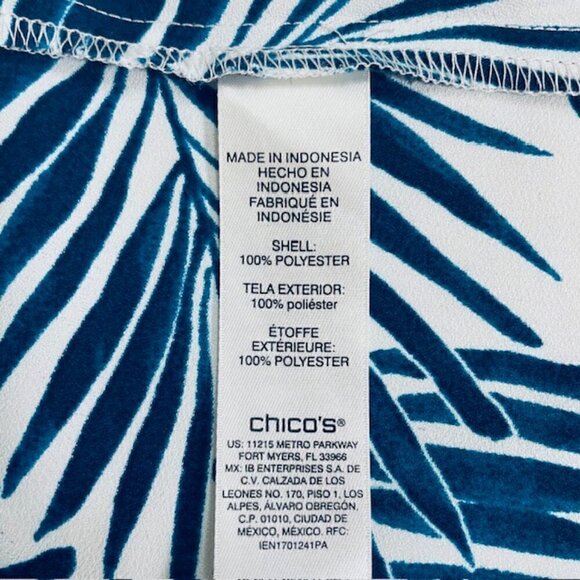 CHICO'S Caribbean Palms Tie-Front Blouse - Size Medium - Picture 7 of 9